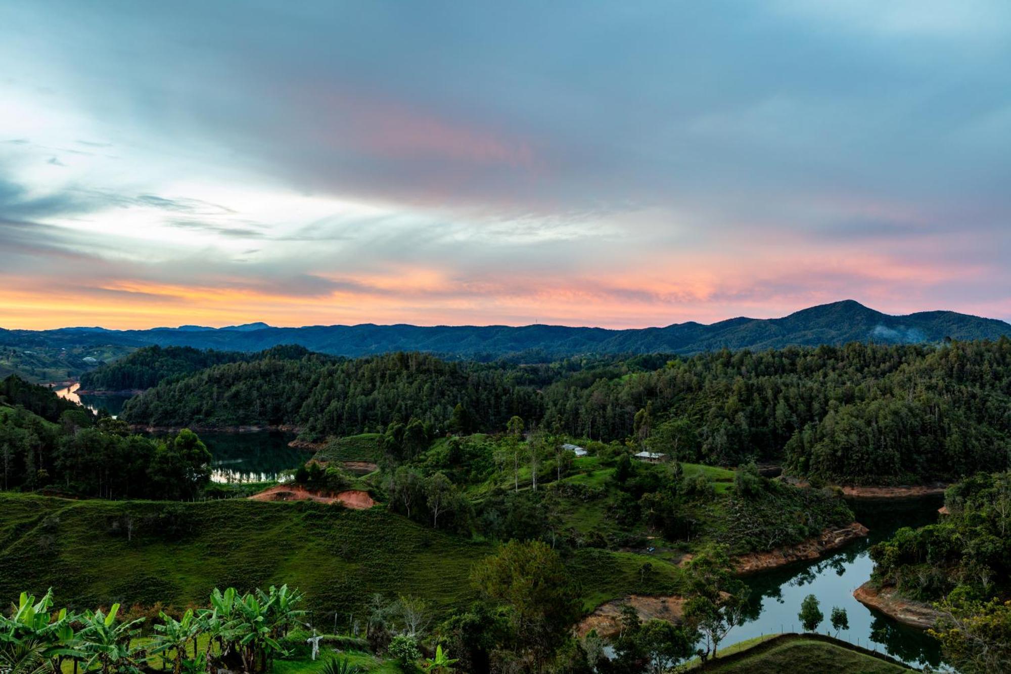 Hobbit Hotel Ecolodge- Guatapé Eksteriør bilde