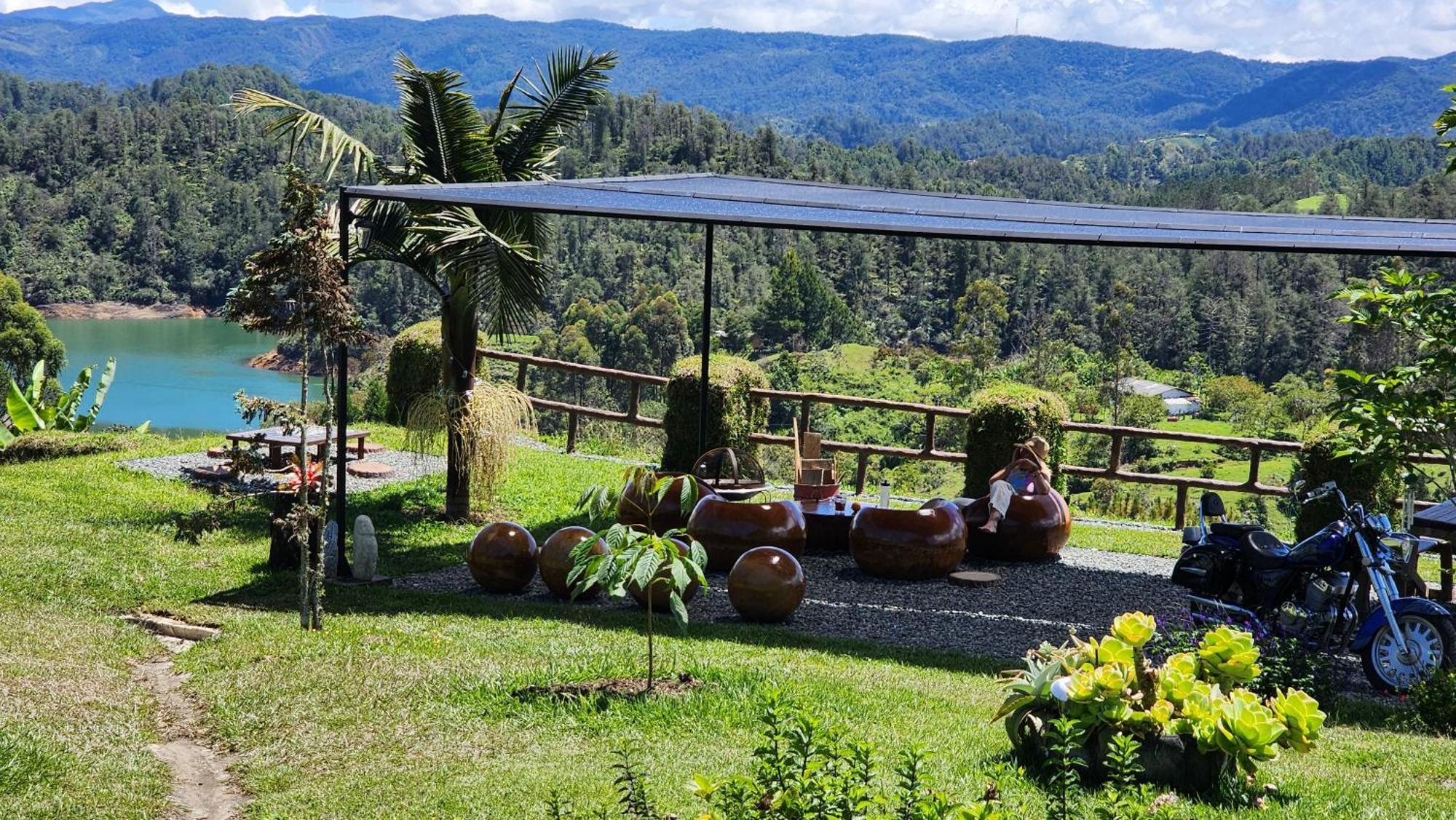 Hobbit Hotel Ecolodge- Guatapé Eksteriør bilde